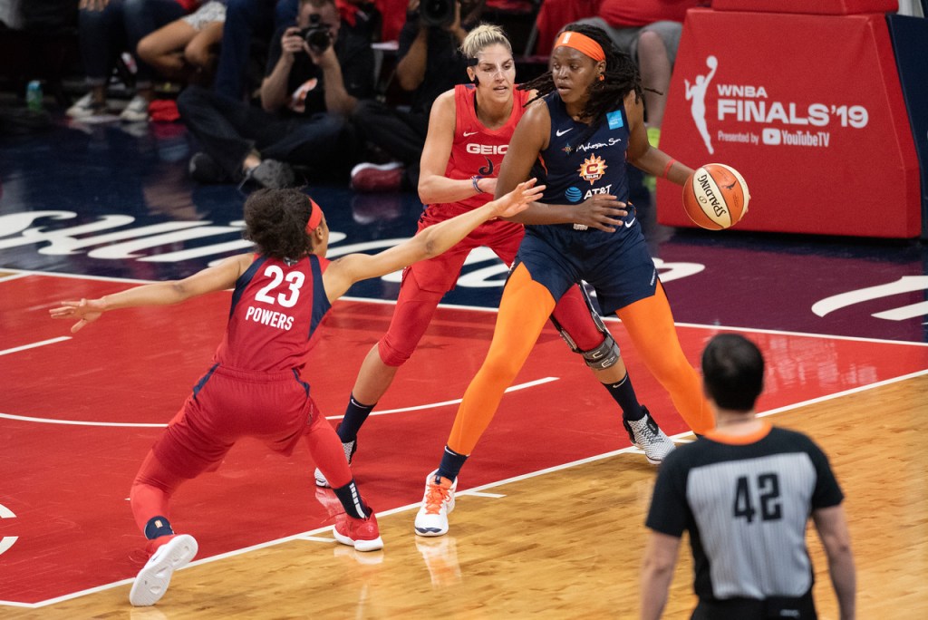 Wnba Sol 2020 WNBA Simulation: Connecticut Sun in contention as September ...