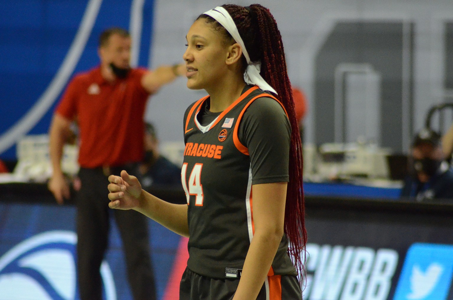Kamilla Cardoso enters transfer portal | The IX Basketball