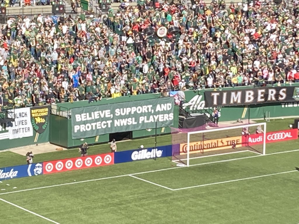 Tifo in Portland. (Annie Peterson photo.)