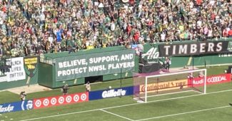 Tifo in Portland. (Annie Peterson photo.)