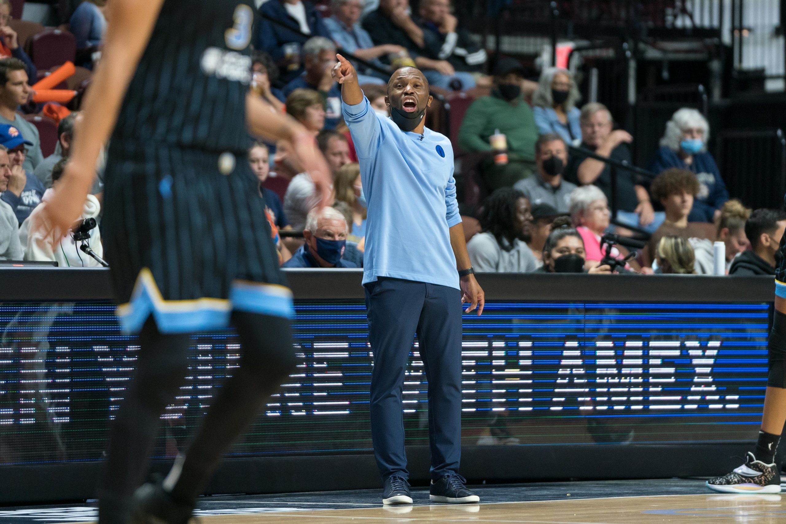 Chicago Sky Head Coach James Wade during the WNBA Semifinals game between the Chicago Sky and the Connecticut Sun at Mohegan Sun Arena, Uncasville, Connecticut, USA on September 28, 2021. Photo Credit: Chris Poss