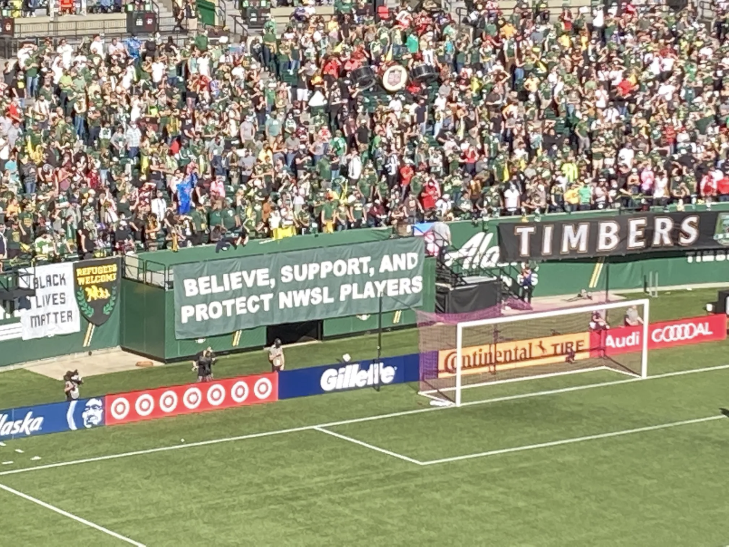 Tifo in Portland. (Annie Peterson photo)