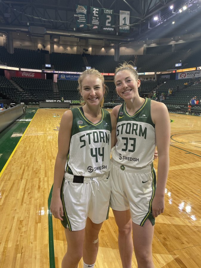Karlie and Katie Lou Samuelson