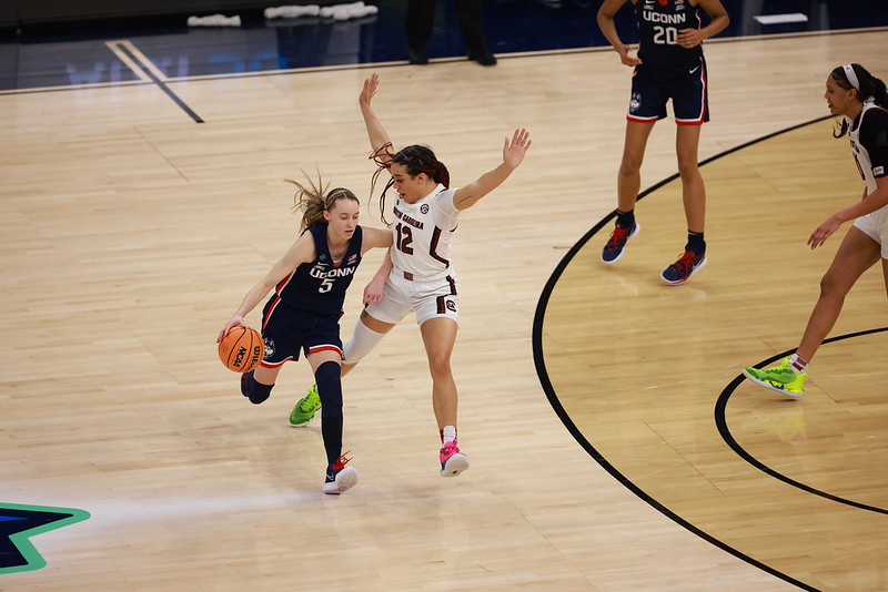 South Carolina's Brea Beal gets in the way of UConn's Paige Bueckers. (John McClellan photo)