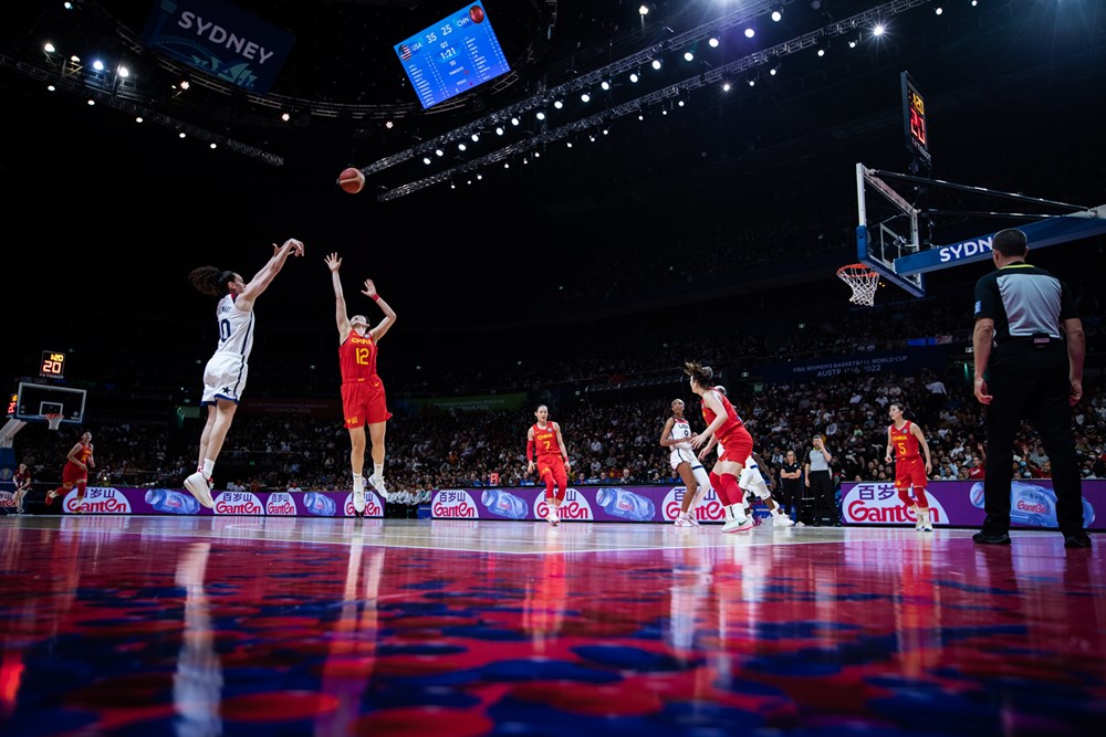 Breanna Stewart takes a shot for Team USA in their group stage matchup with China at the 2022 FIBA World Cup. (Photo courtesy of FIBA)