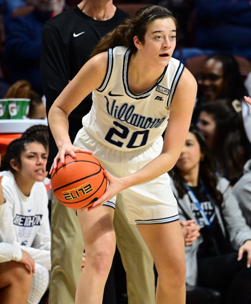 Villanova senior Maddy Siegrist looks for a path to the basket during Sunday's BIG EAST Tournament semifinals. (Photo Credit / BIG EAST Women's Basketball)