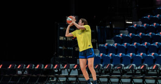 Maddy Siegrist shoots warmups. (Photo courtesy of Dallas Wings)