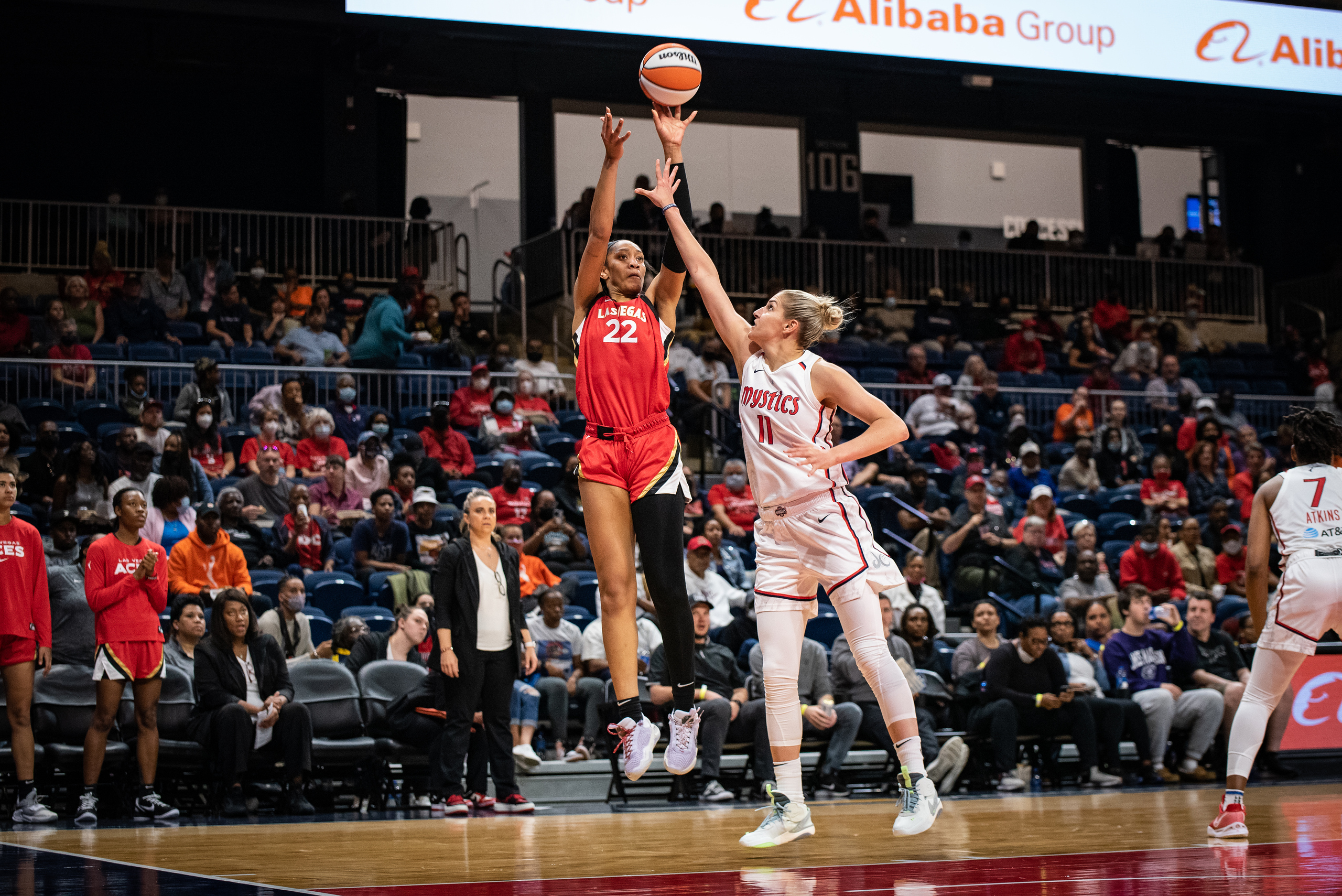Las Vegas Aces forward A'ja Wilson (22) shoots against Elena Delle Done (11). (Photo credit: Domenic Allegra)