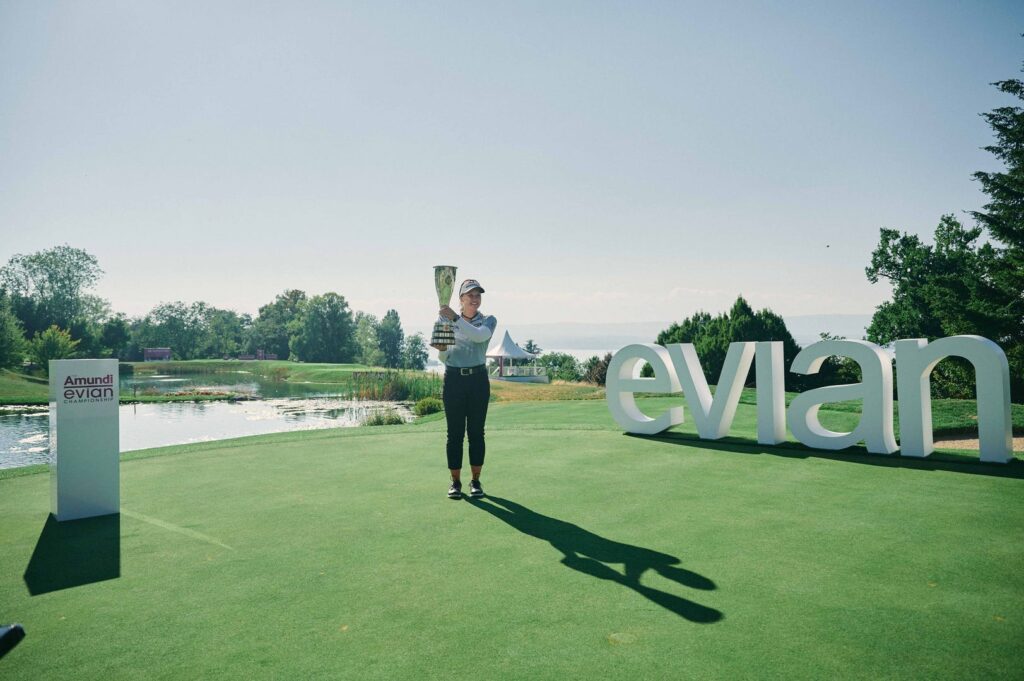 Brooke Henderson crowned the 2022 Amundi Evian Championship. Image from Evian.