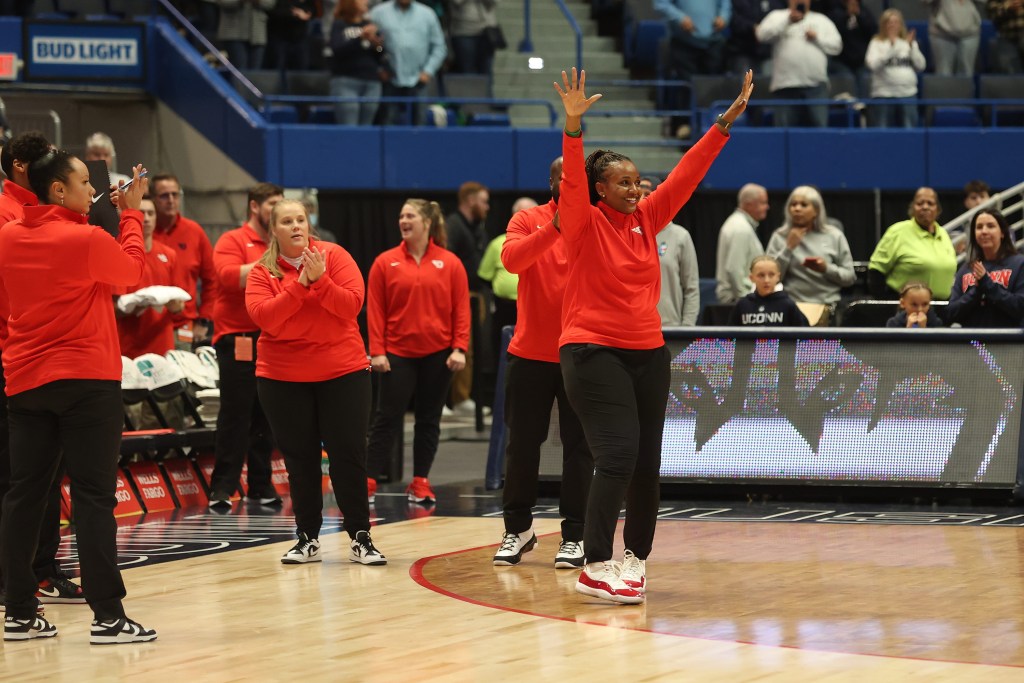 Dayton head coach <a rel=