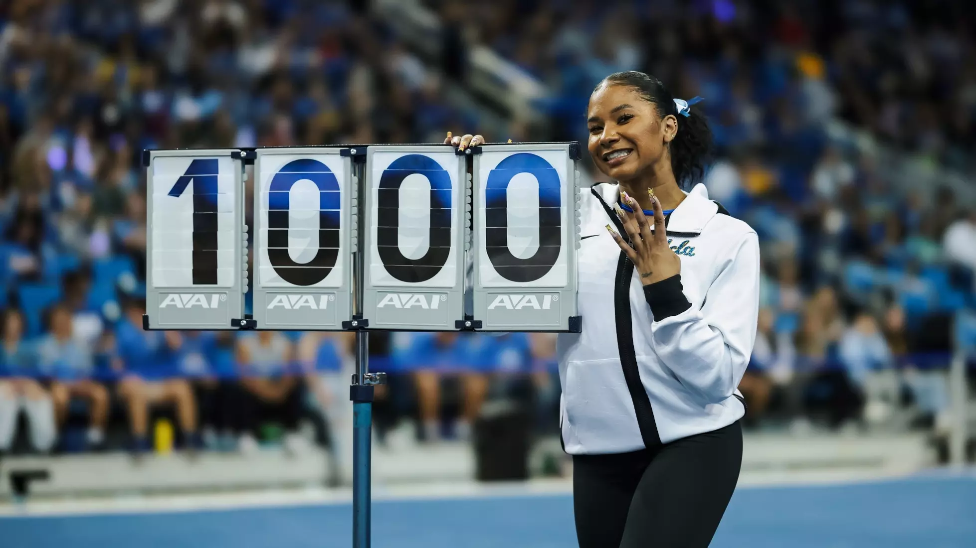 Jordan Chiles got a perfect 10 on floor at UCLA in 2023