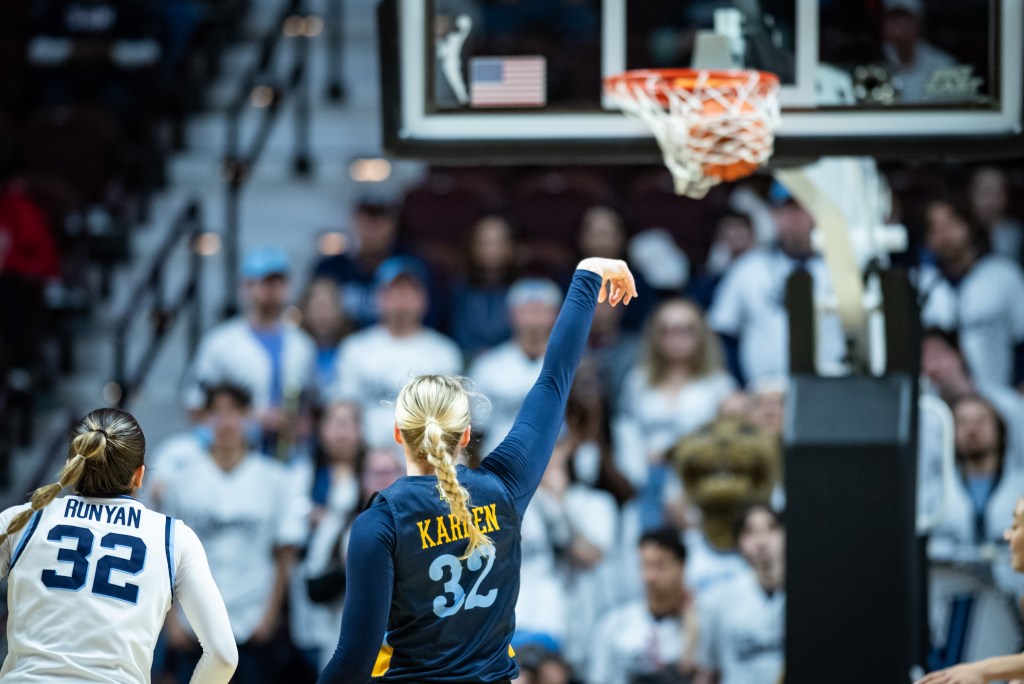 Marquette forward <a rel=