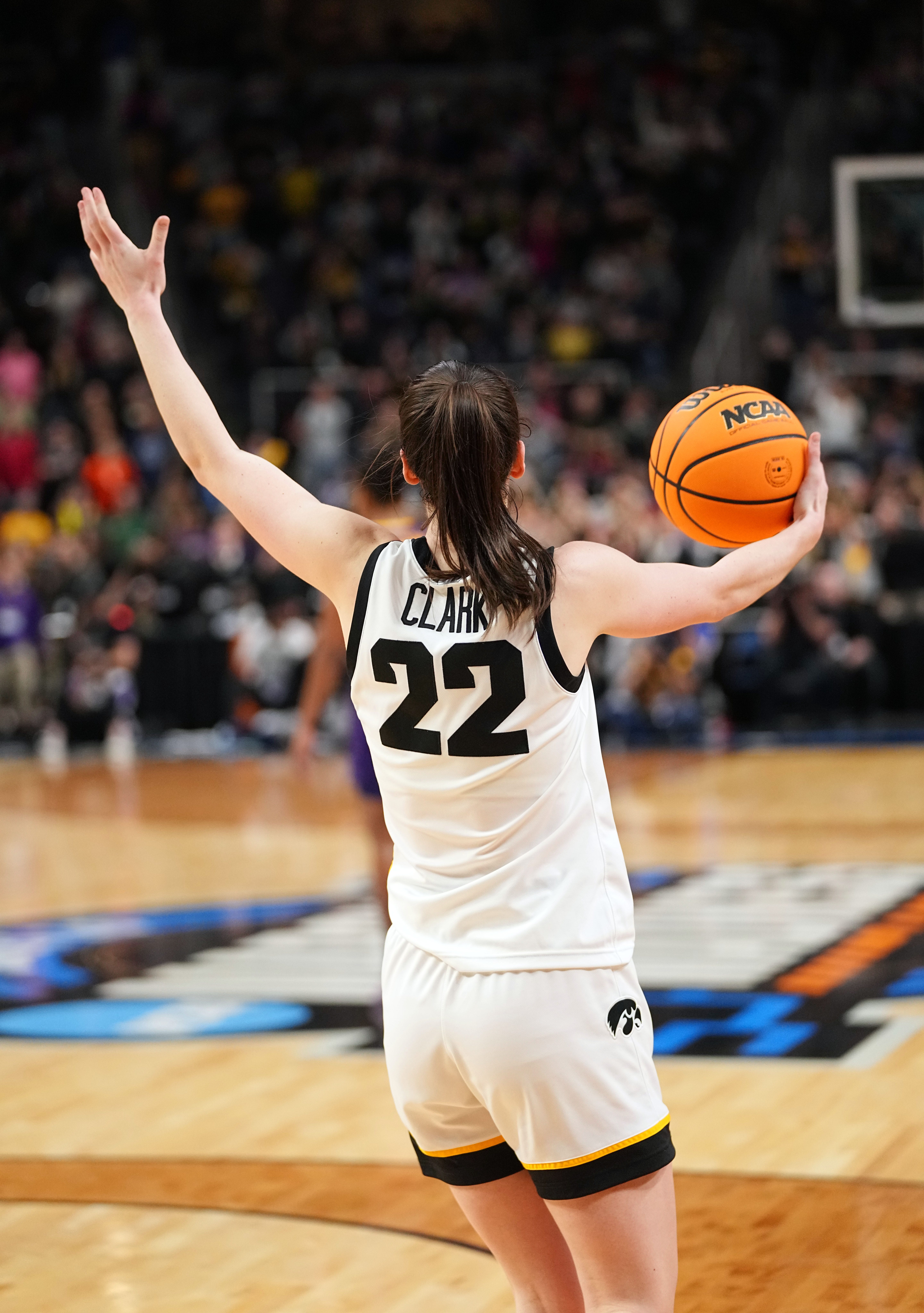 Iowa Hawkeyes guard Caitlin Clark (22) celebrates after beating LSU in the Elite 8round of the NCAA Women's Basketball Tournament between Iowa and LSU at MVP Arena, Monday, April 1, 2024 in Albany, N.Y.