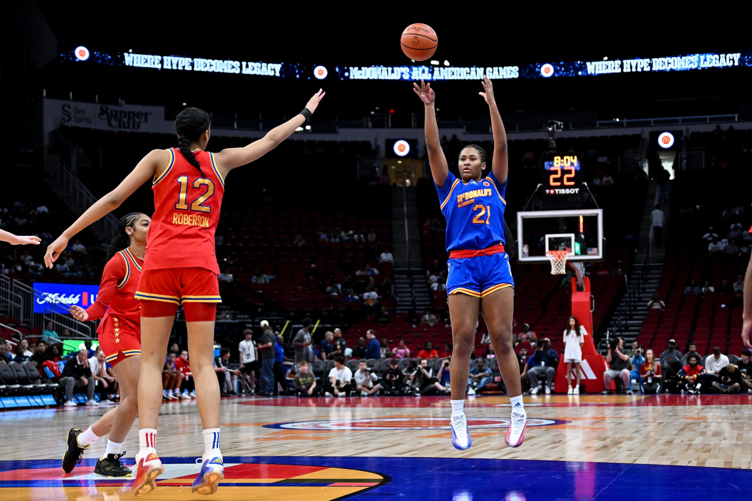 Forward Sarah Strong shoots an open 3-pointer during the McDonald's All American Game as a defender is late to contest her shot.