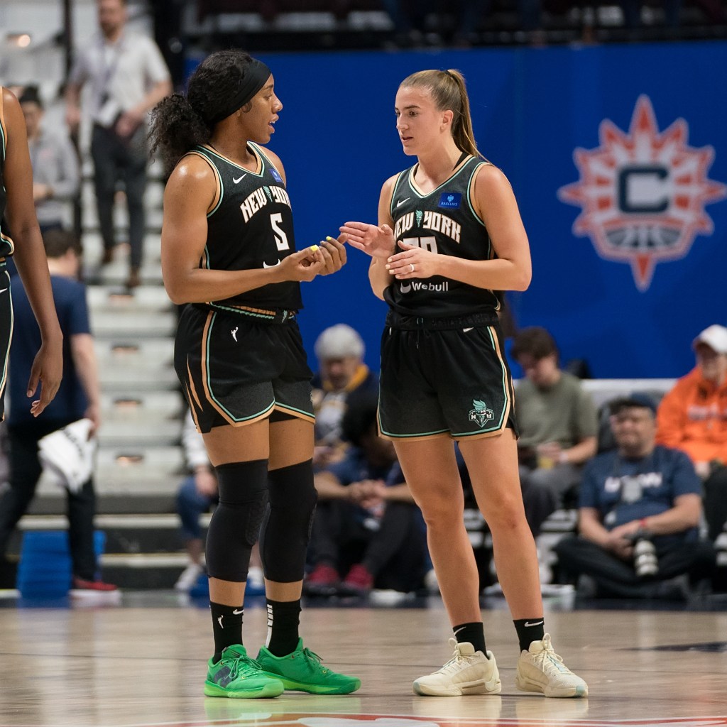 Kayla Thornton chats with <a rel=