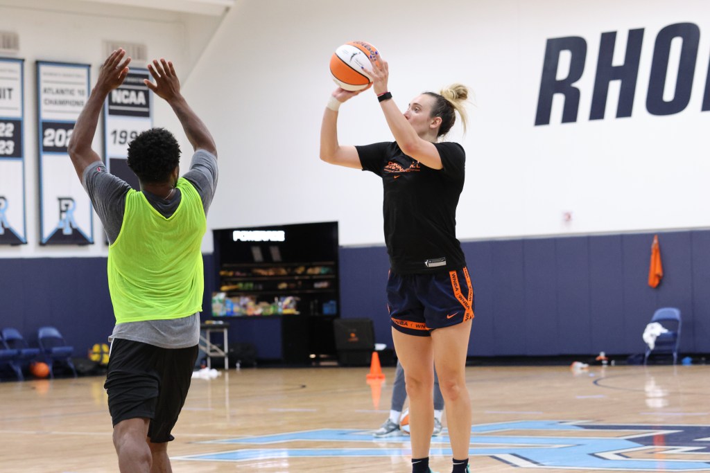 Marina Mabrey shoots the ball during practice