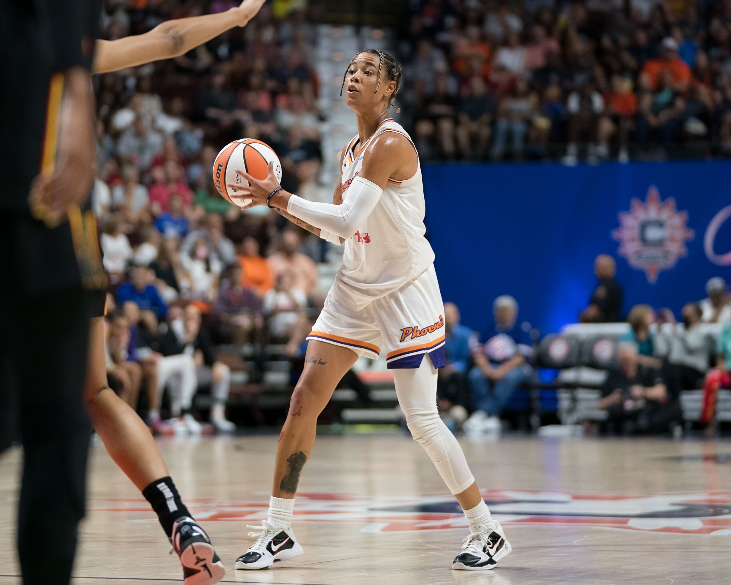 Phoenix Mercury guard Natasha Cloud (0) holds the ball while looking to pass