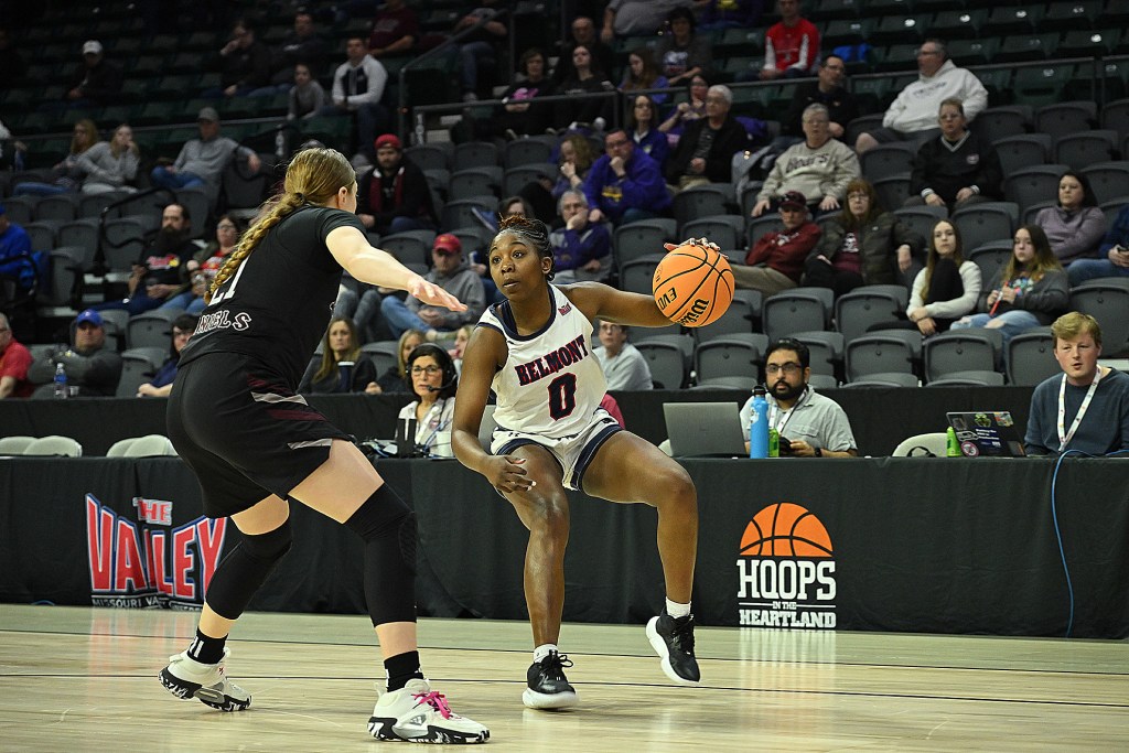 Belmont guard Tuti Jones (0) handles the ball against Missouri State.