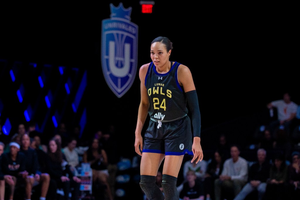 Napheesa Collier on the floor during the opening weekend of Unrivaled.