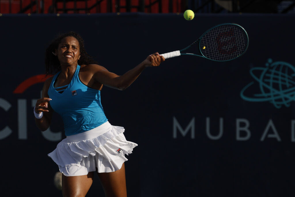 Robin Montgomery hits a forehand at the 2024 Mubadala Citi DC Open.