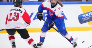 Nela Lopušanová makes a play one the ice