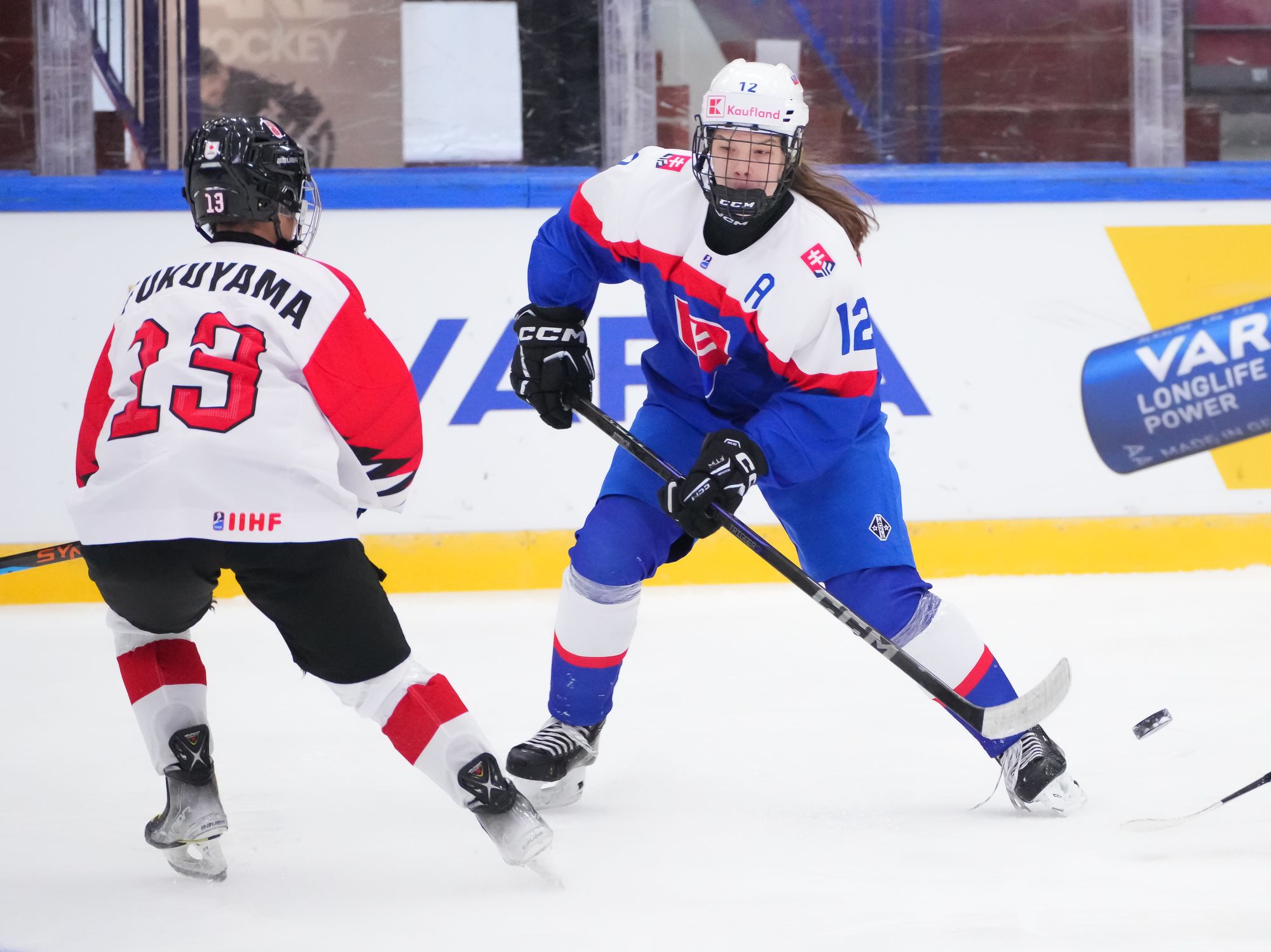 Nela Lopušanová makes a play one the ice