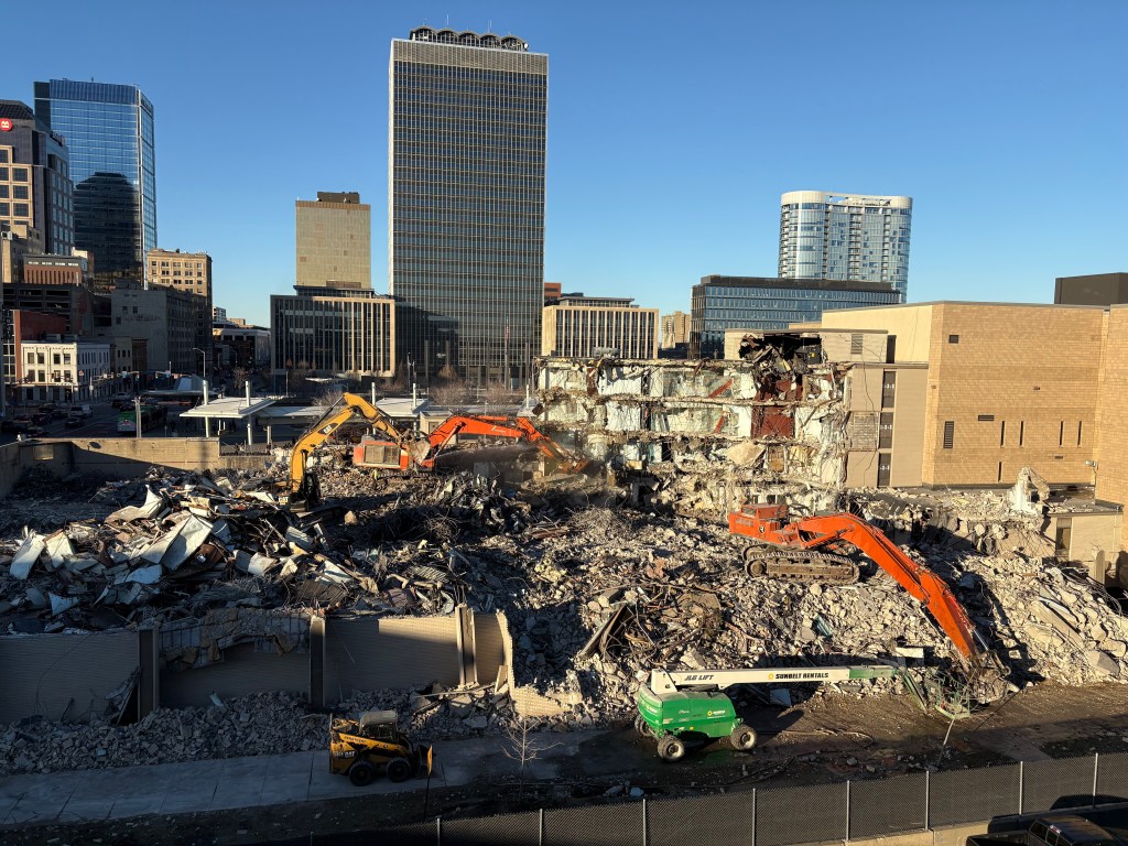 Indiana Fever practice facility under construction