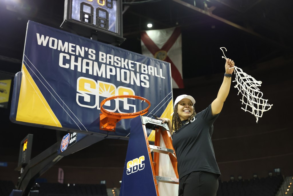 Arkansas State head coach Destinee Rogers (Photo credit: Arkansas State Athletics)