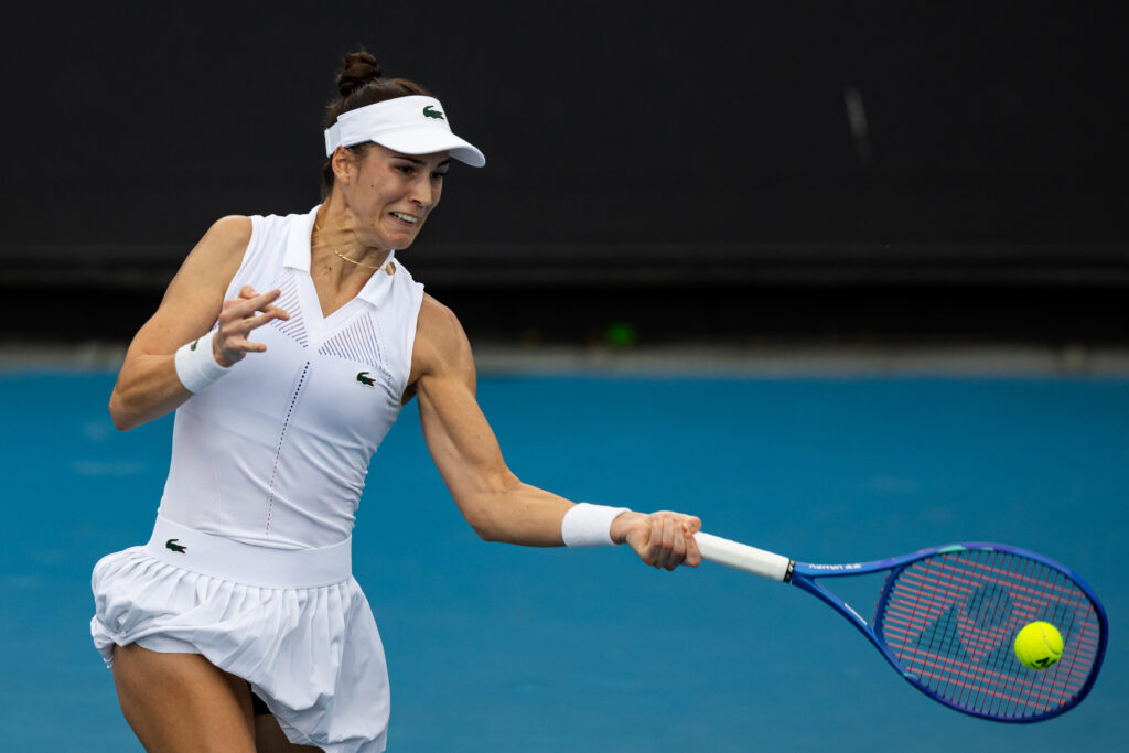 Bernarda Pera hits a forehand at the 2025 Australian Open