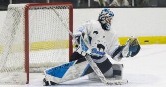 Goalie Lovisa Berndtsson nets the mind as a member of the Buffalo Beauts. (Photo courtesy of Lollo)