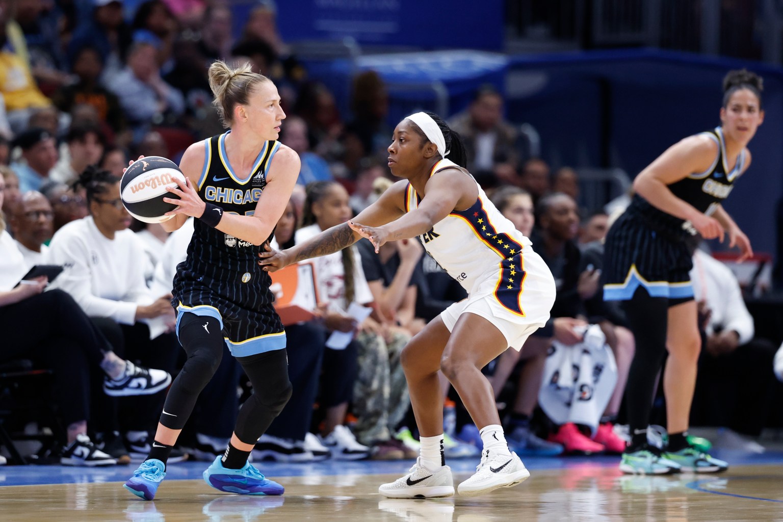 First WNBA game at United Center was bittersweet for Chicago Sky | The ...