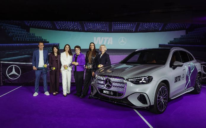 From left to right: Mathias Geisen (Mercedes-Benz), Valerie Camillo (WTA Chair), Marina Storti (WTA Ventures CEO), Billie Jean King (WTA Founder), Andrea Petkovic (former WTA Top 10 player), Christina Scheck (Mercedes-Benz) Credit: WTA