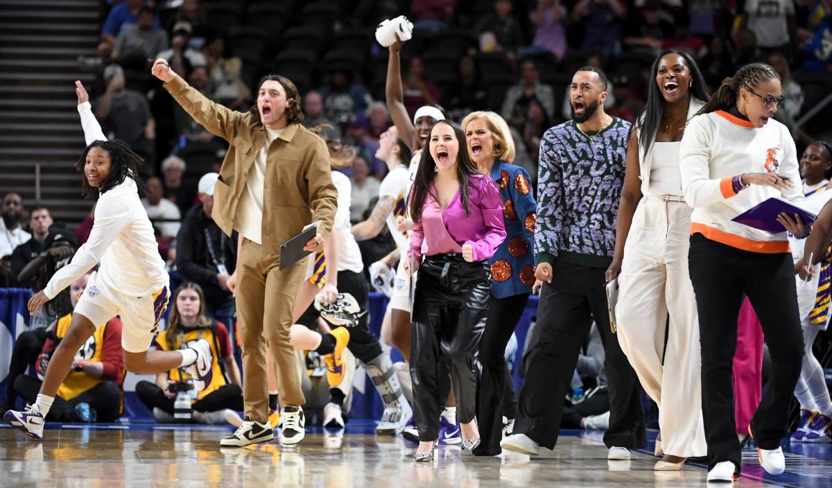 SEC Tournament Day 3: A big upset shakes things up