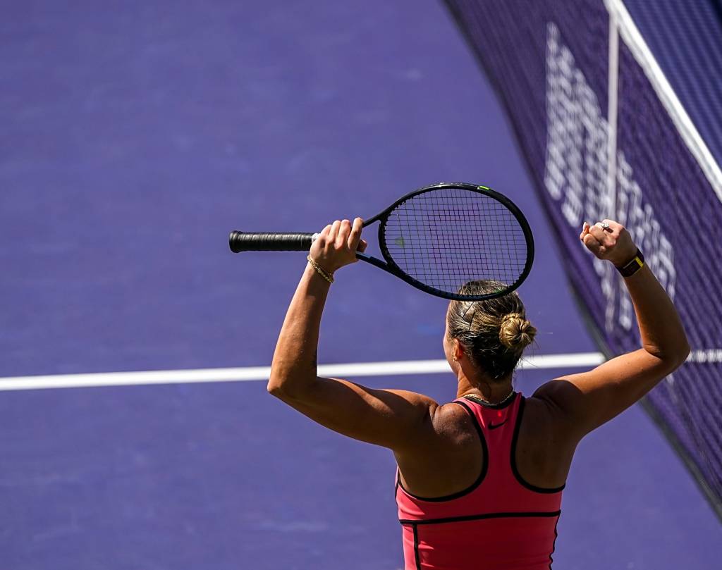 Aryna Sabalenka celebrates after winning the 2026 BNP Paribas Open