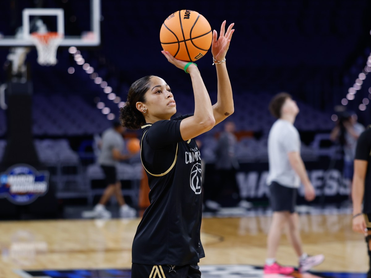 Fort Worth, TX, USA; Vanderbilt Commodores guard Jada Brown (2) during a practice session ahead of theÊFort Worth Regional of the women's 2026 NCAA Tournament at Dickies Arena