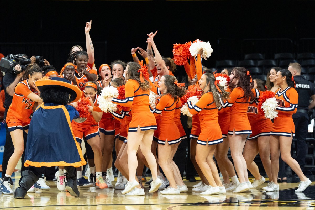 More madness in Iowa City: Virginia takes down Hawkeyes to advance