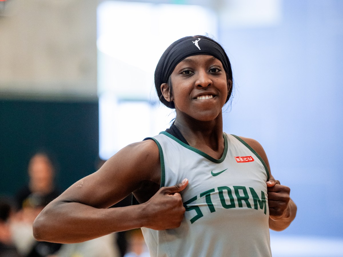 How Flau’jae Johnson’s energy lifts the Seattle Storm
