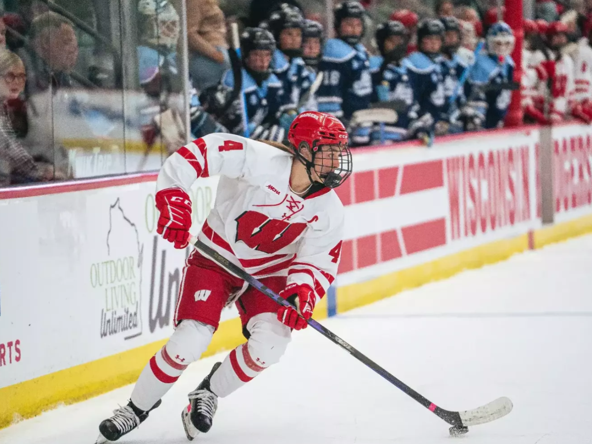 Top 2026 PWHL Draft NCAA Defender Prospects: WCHA