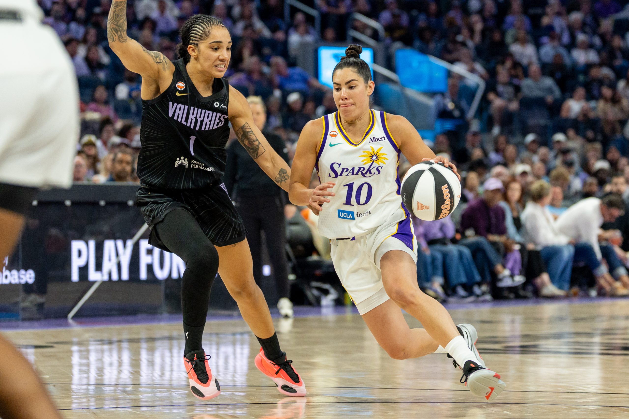 Η Kelsey Plum επέστρεψε. Θα μείνει όμως;