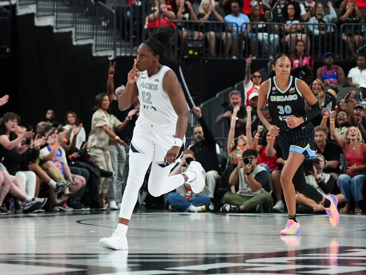 After a critical basket in overtime, Chelsea Gray celebrates scoring with Azura Steven’s following.