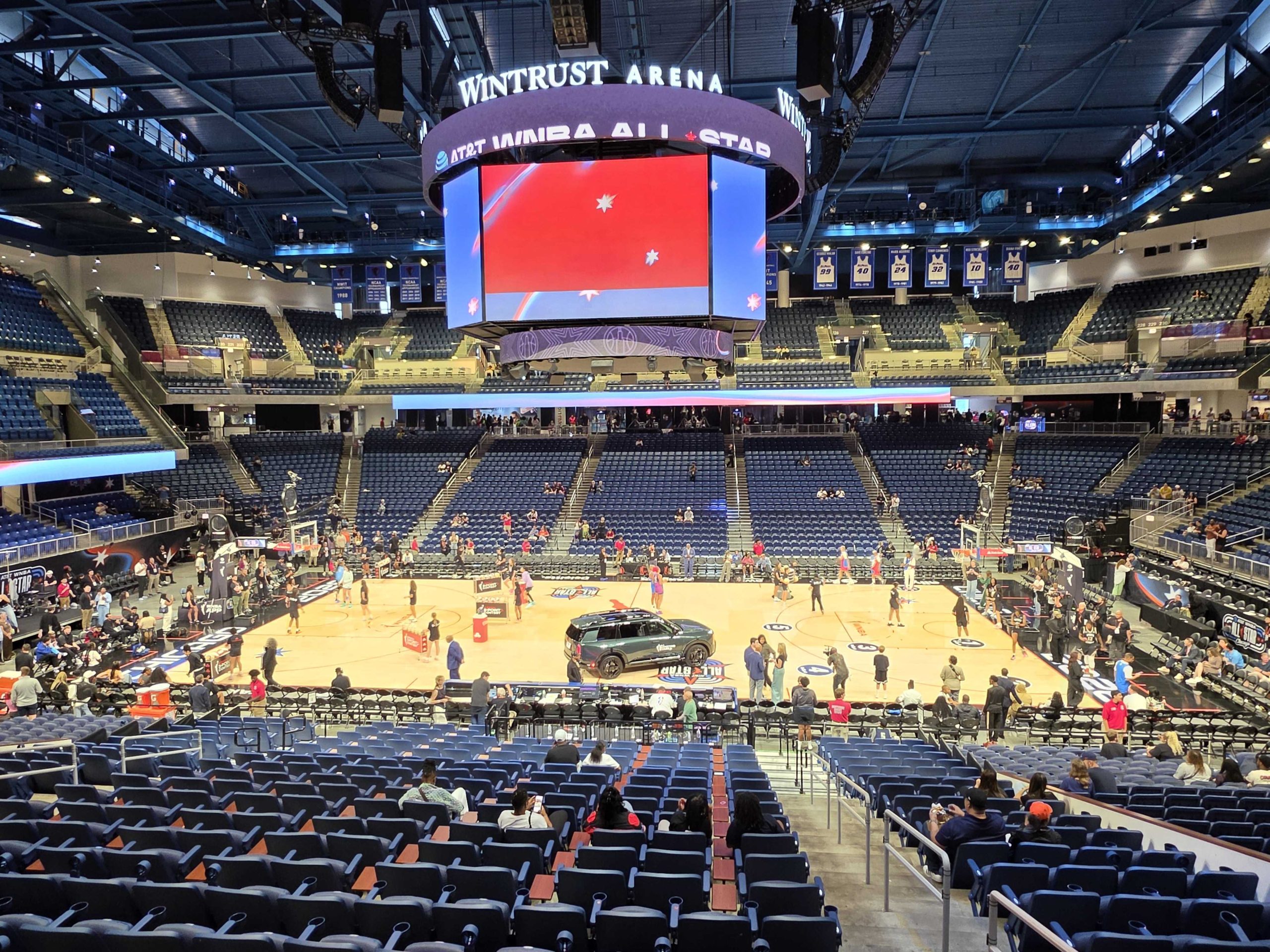 Sights and Sounds from Friday night at WNBA All-Star weekend