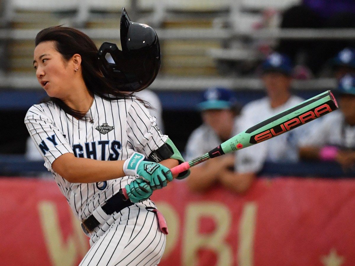 How Keira Izumi plans to balance school and the WPBL