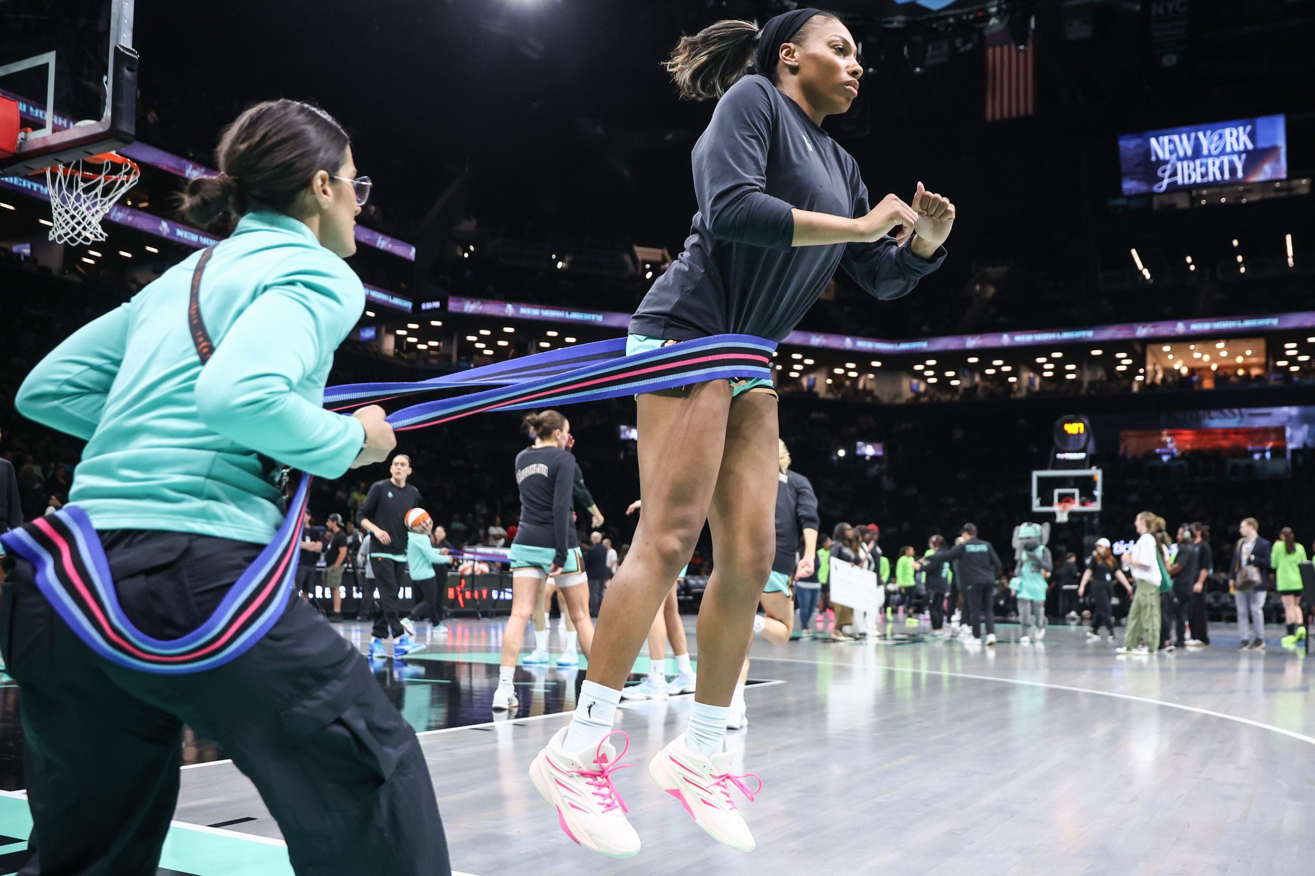 Stakes of New York Liberty's choices continue to rise — Kelly Graves talks Ducks