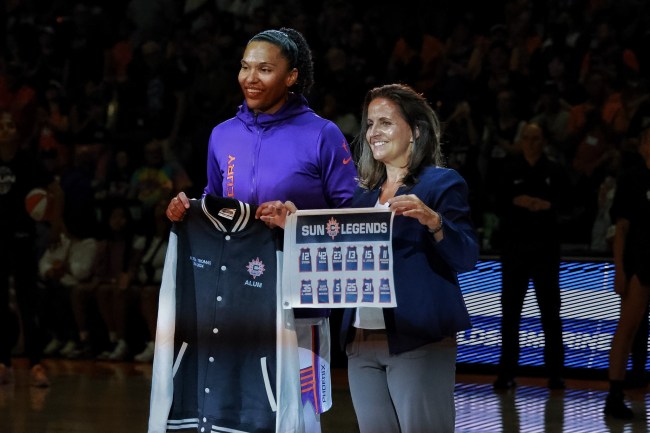 ‘She’s a real competitor’: Alyssa Thomas is honored as a Sun legend