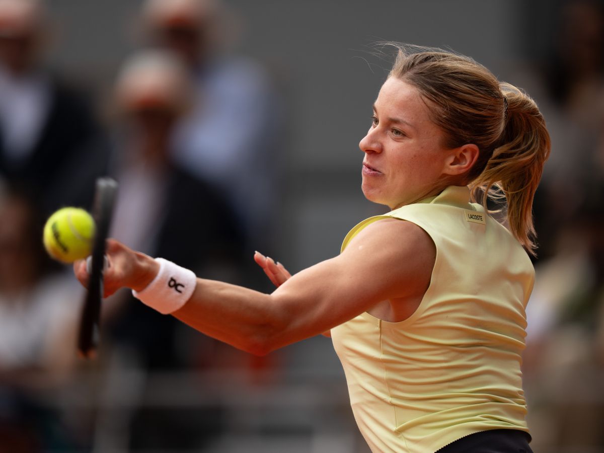 Chwalińska takes Wuhan, WTA Finals lineup nearly set